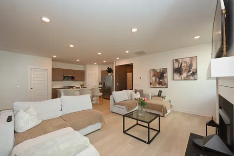 $2,295 | 7217 Sutton Drive, White House, TN 37188