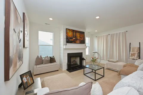 $2,295 | 7217 Sutton Drive, White House, TN 37188