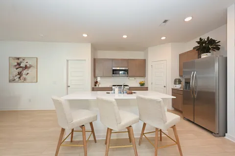 $2,295 | 7217 Sutton Drive, White House, TN 37188