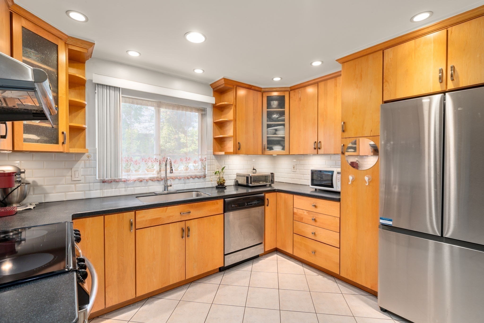 35 Farquhar Road Newton, MA 02460 - Photo 7 of 16 Gallery Image 7