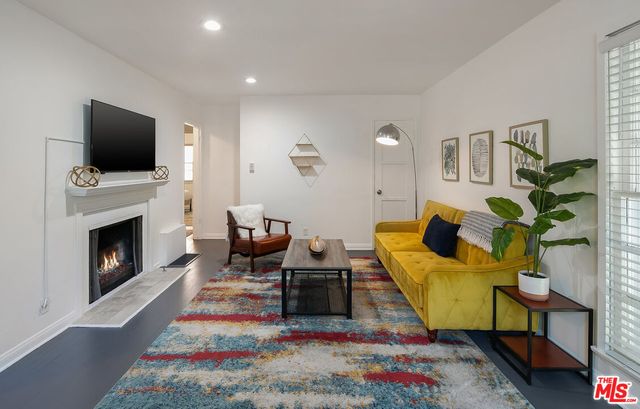 $2,695,000 | 521 Venice Way, Venice, CA 90291