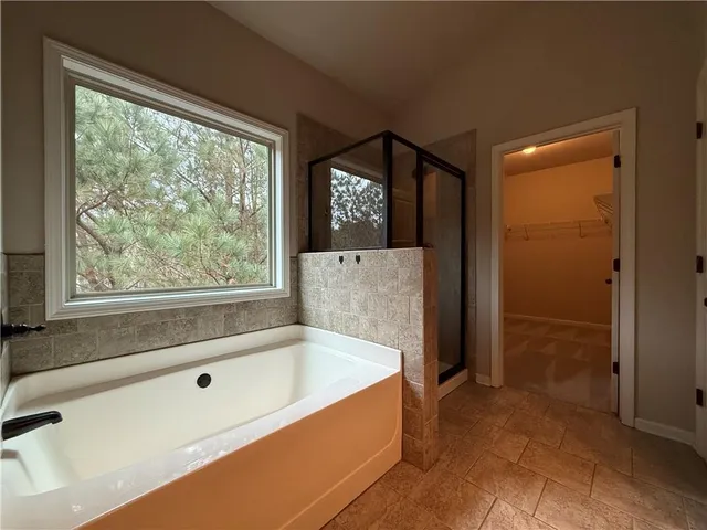 $2,350 | 4916 Briarcliff Drive, Sugar Hill, GA 30518