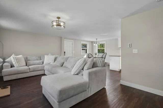 $549,900 | 22 Clay Street, Merrimack, NH 03054