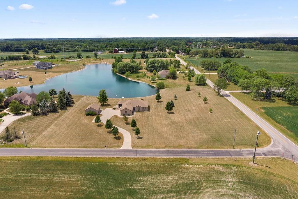 14809 Halter Road Leo, IN 46765 - Photo 5 of 36