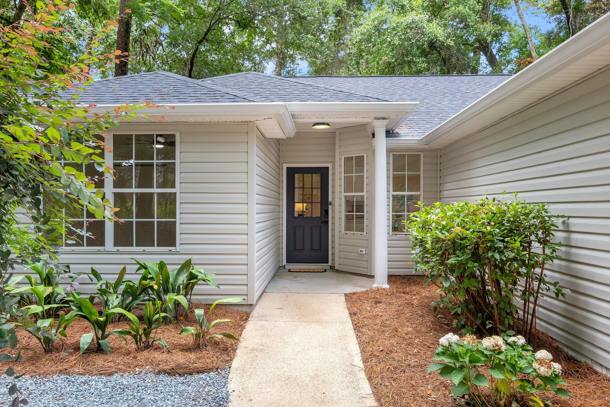 1638 Folkstone Road Tallahassee, FL 32312 - Photo 2 of 29