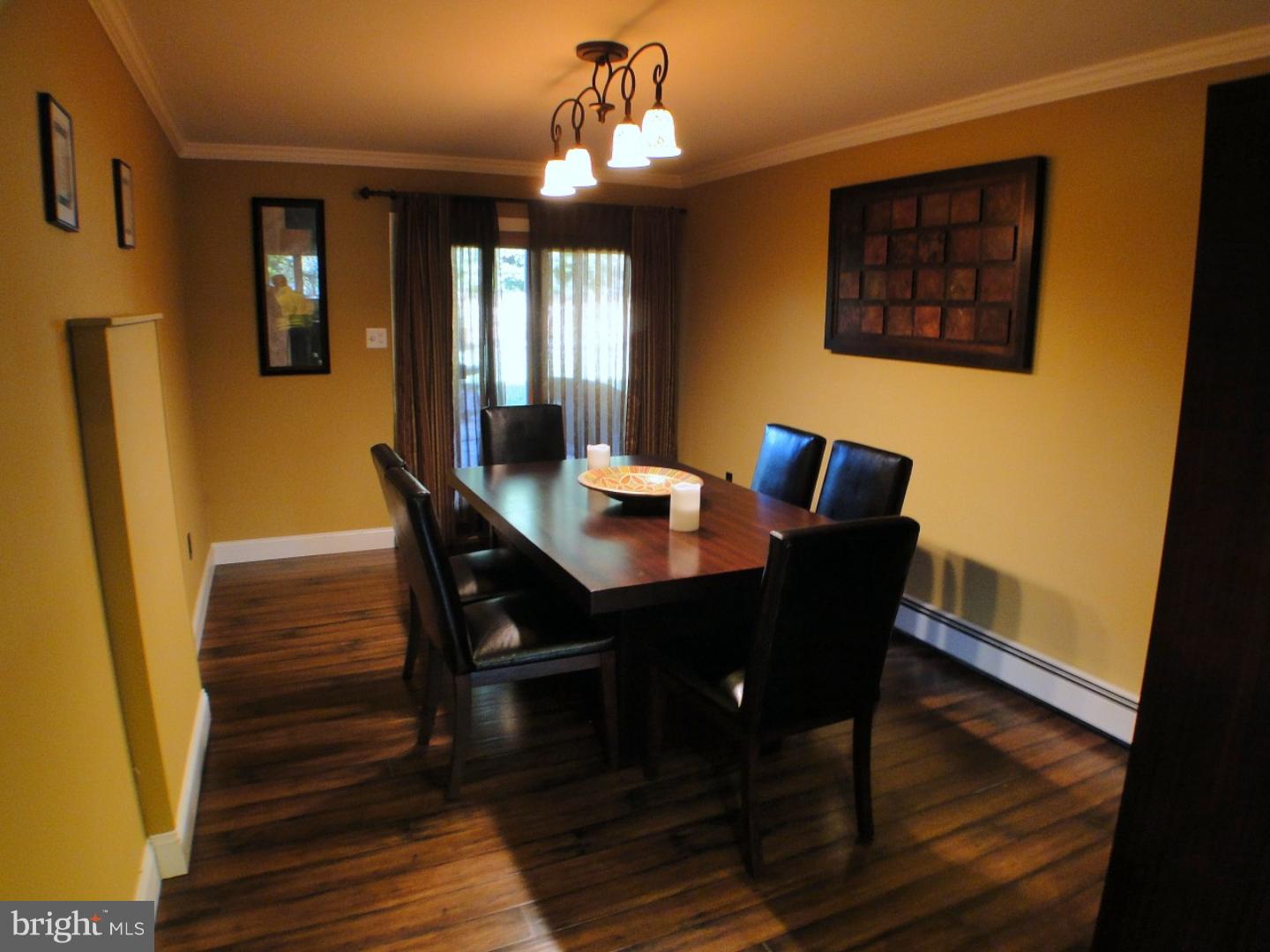 4504 East Yates Road Bensalem, PA 19020 - Photo 8 of 25 Gallery Image 8
