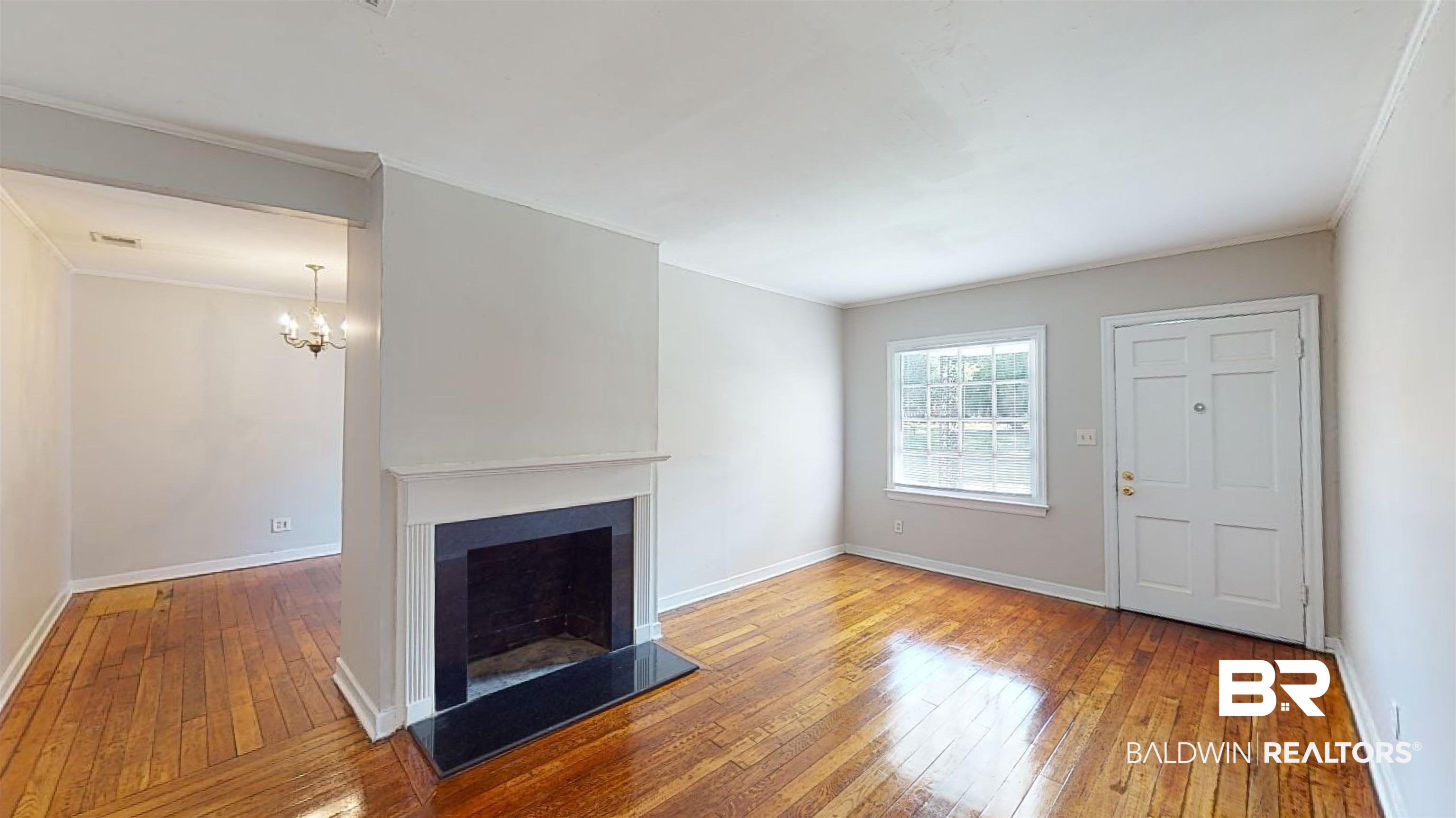 162 Dobbs Avenue Mobile, AL 36606 - Photo 3 of 20