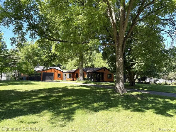 $299,900 | 1829 Wellington Avenue, Bloomfield Hills, MI 48302