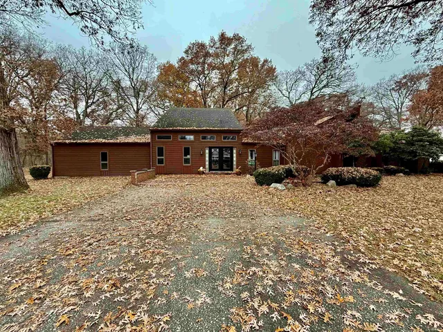 $299,900 | 471 48 East, Winamac, IN 46996