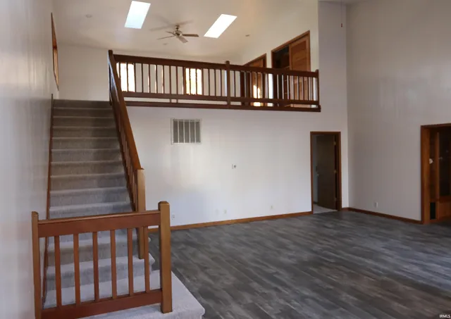 $299,900 | 471 48 East, Winamac, IN 46996