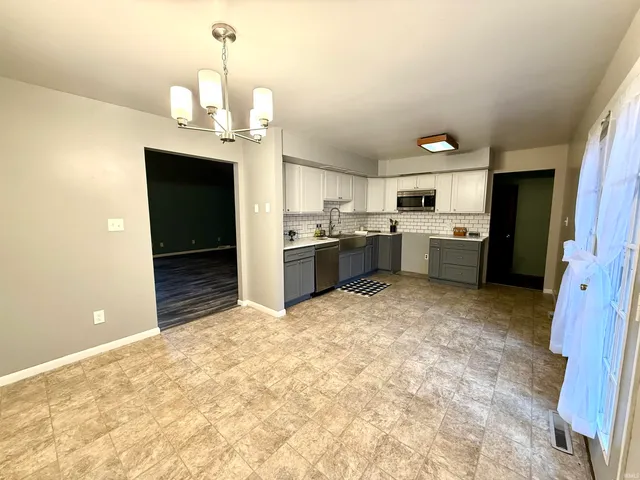 $299,900 | 471 48 East, Winamac, IN 46996