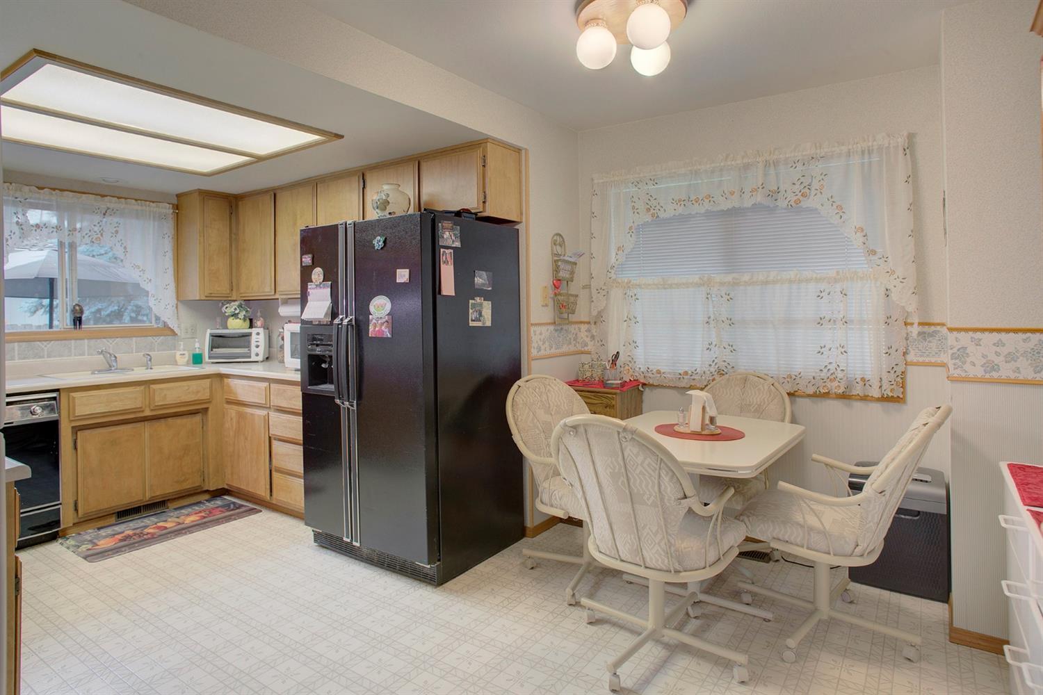 2508 Roberts Road Medford, OR 97504 - Photo 6 of 23 Additional Photo