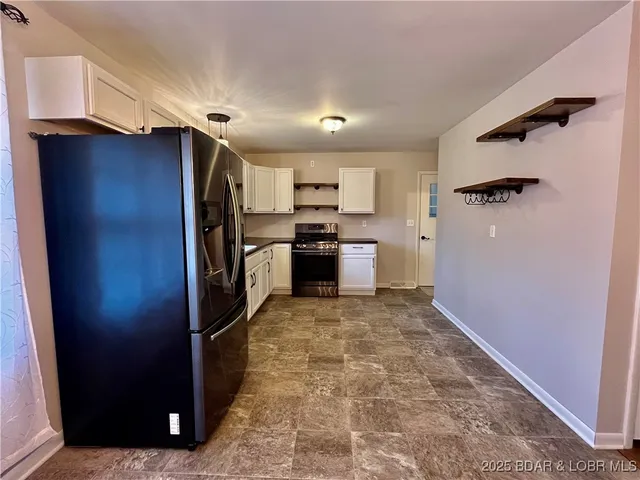 $193,000 | 603 North Oak Street, Stover, MO 65078