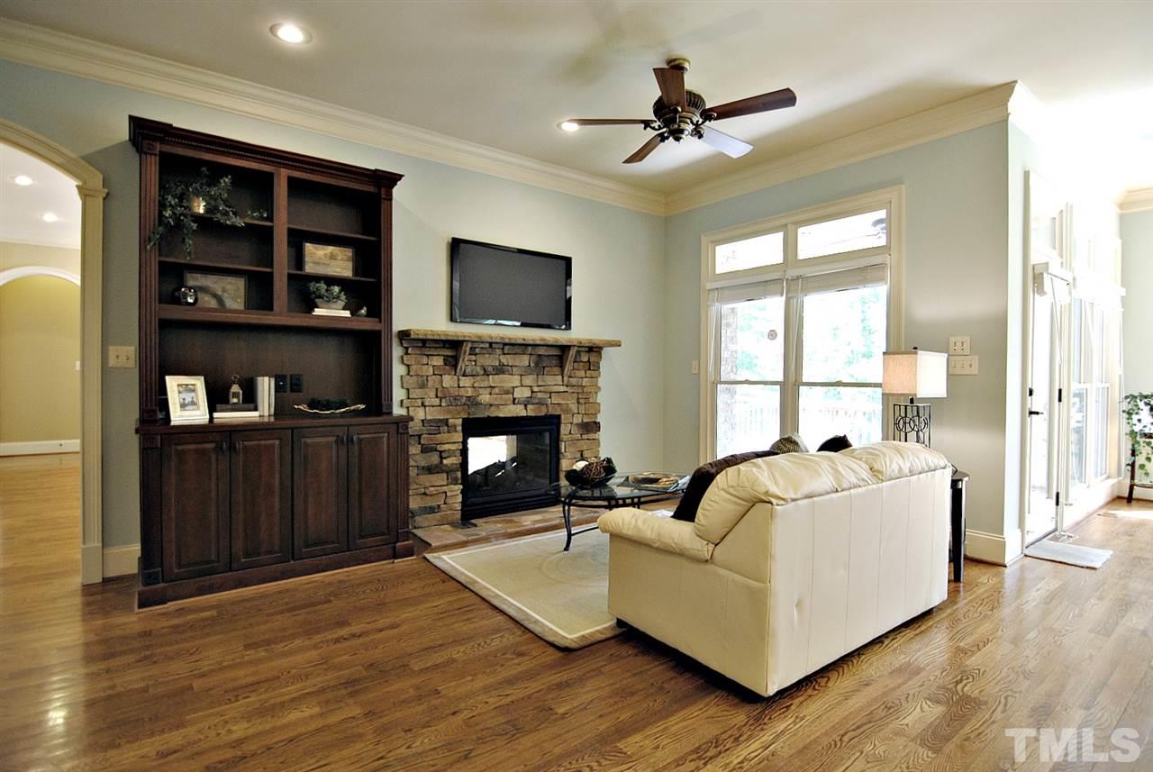2913 Ryton Court Raleigh, NC 27613 - Photo 11 of 25