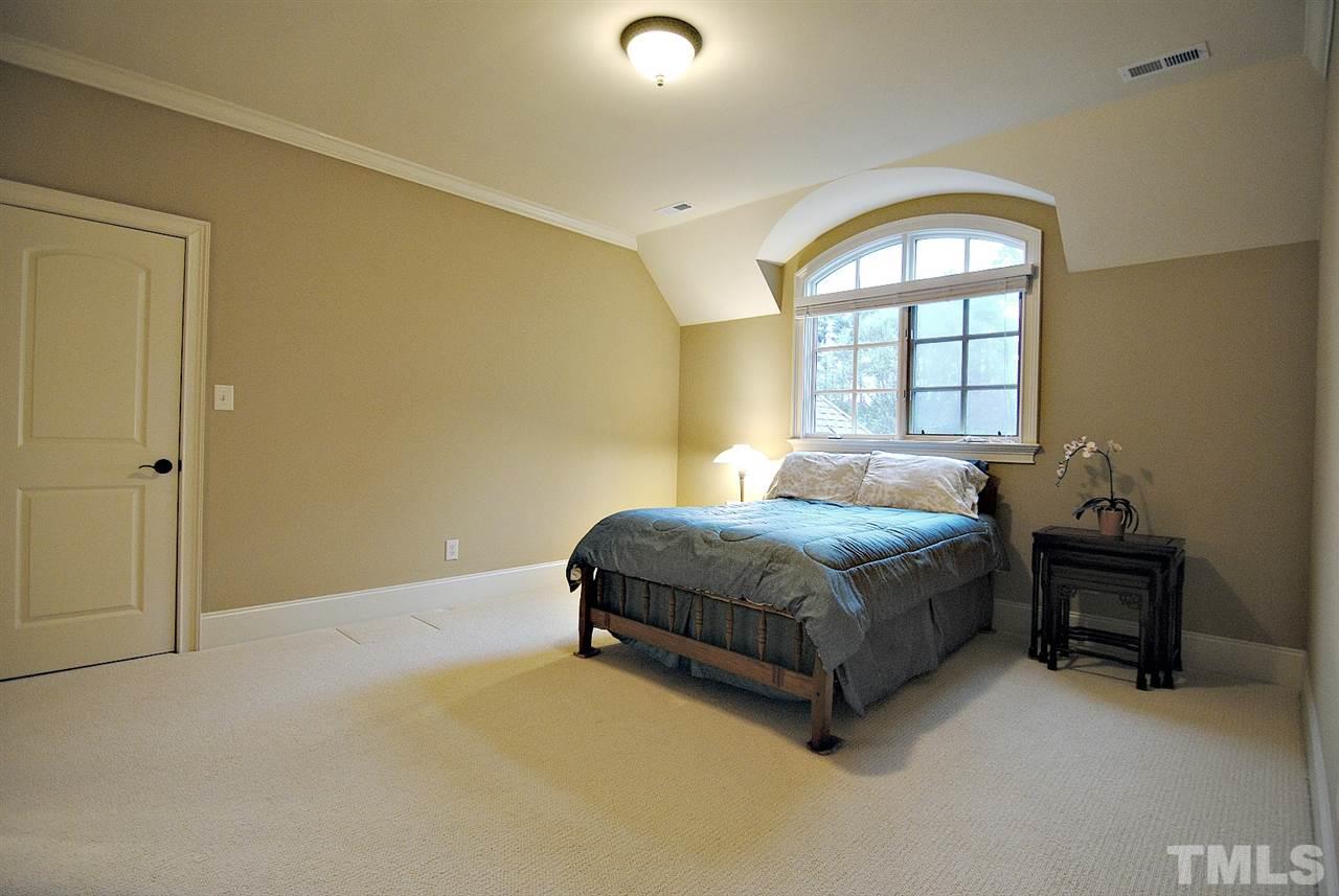 2913 Ryton Court Raleigh, NC 27613 - Photo 16 of 25