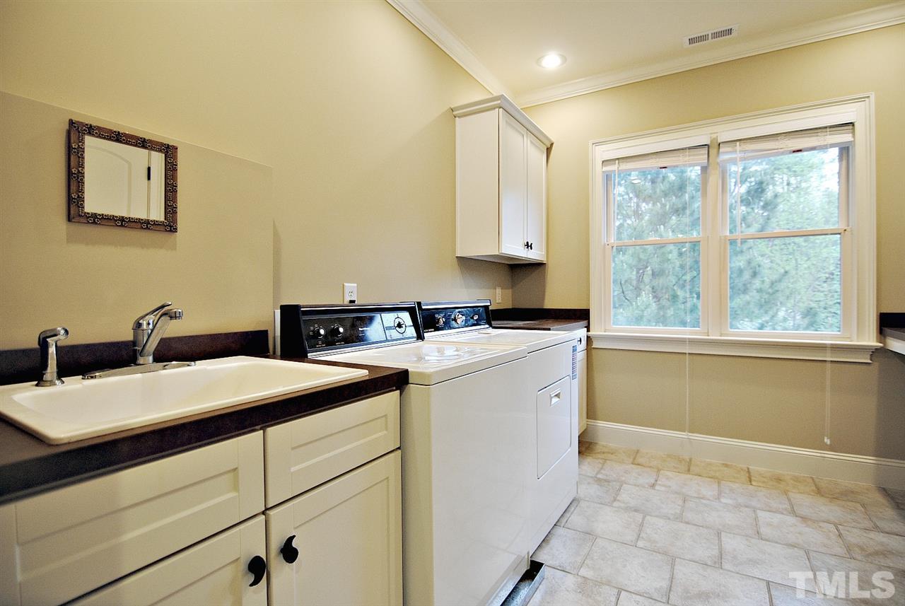 2913 Ryton Court Raleigh, NC 27613 - Photo 17 of 25