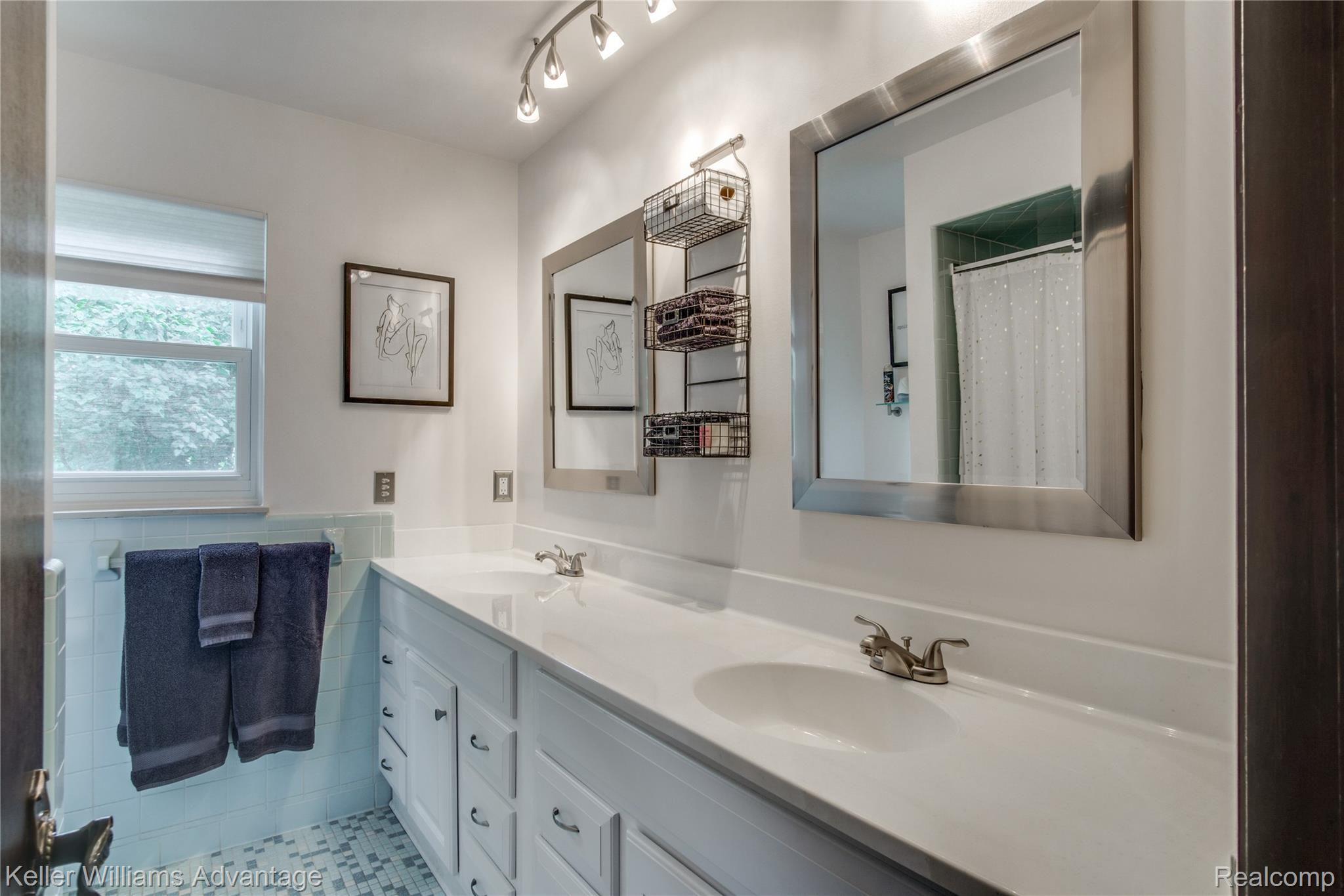 28101 Martindale Road New Hudson, MI 48165 - Photo 20 of 26 Interiors (18 of 25).jpg