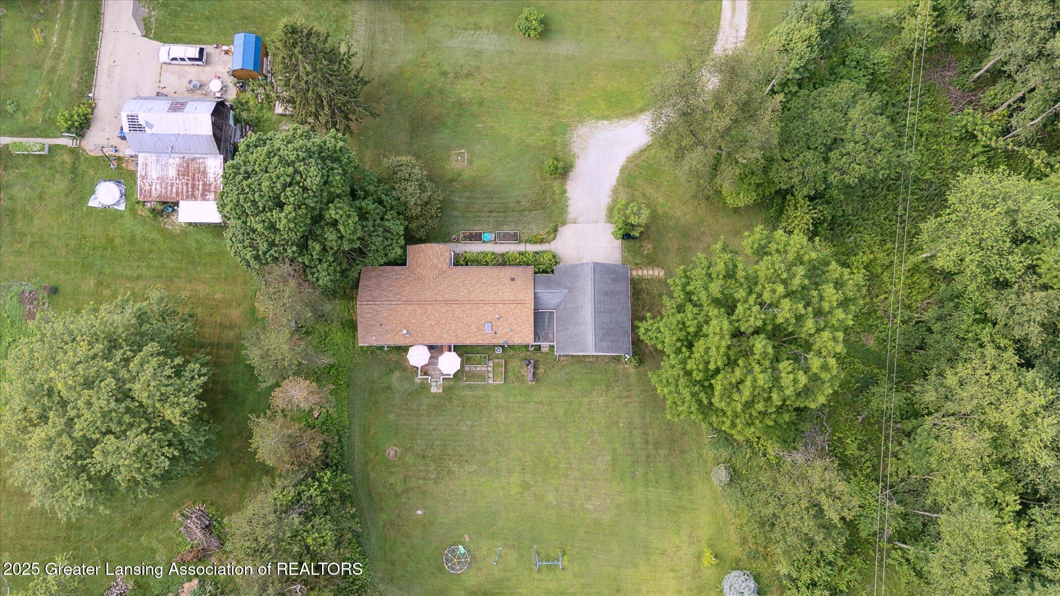 2377 West Bennington Road Owosso, MI 48867 - Photo 41 of 45 40-2377-W-Bennington-Rd-Owosso-MI-48867-