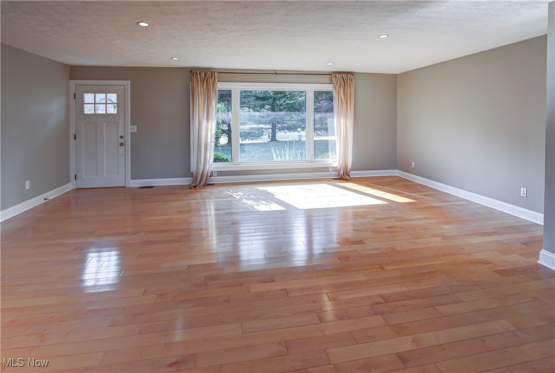 12477 Webster Road Strongsville, OH 44136 - Photo 15 of 40 Gallery Image 15