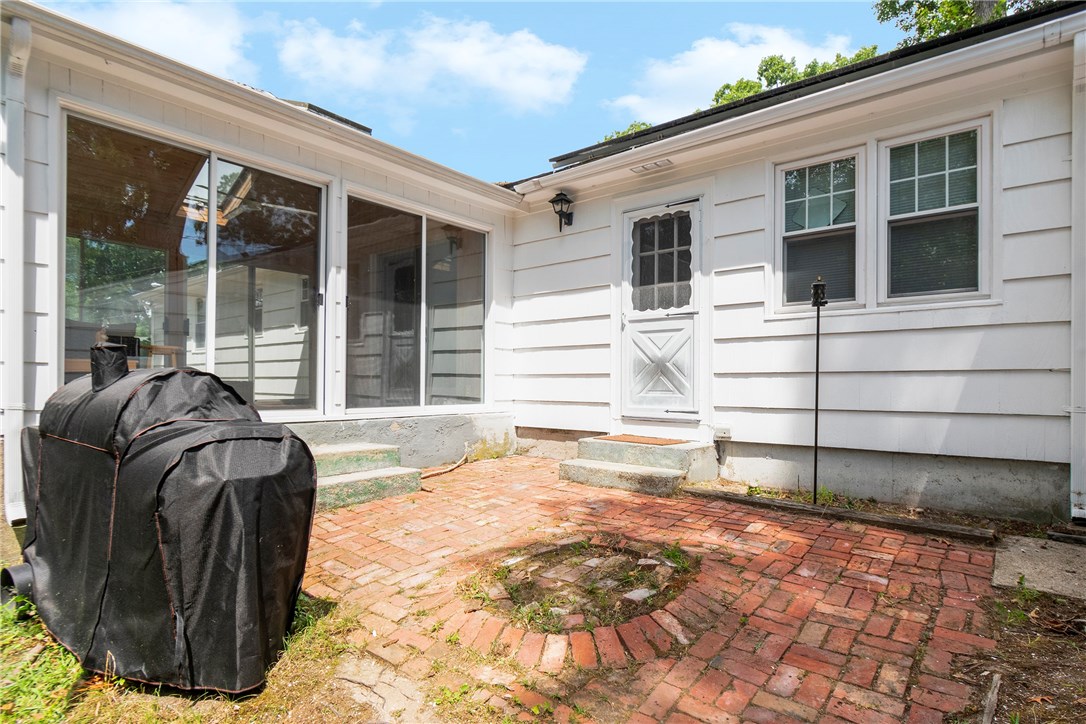 6 Waldo Road Warwick, RI 02889 - Photo 13 of 43 Gallery Image 13