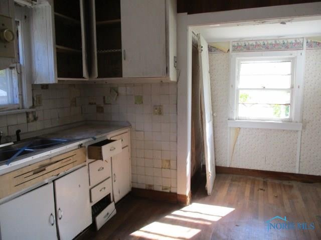 2051 Fairfax Road Toledo, OH 43613 - Photo 8 of 11 Gallery Image 8