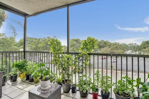 $150,000 | 5570 Northwest 44th Street, Unit 305A, Lauderhill, FL 33319