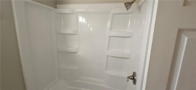 $500,000 | 884 Southwest County Road, Garden City, MO 64747