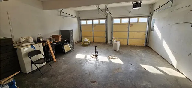 $500,000 | 884 Southwest County Road, Garden City, MO 64747