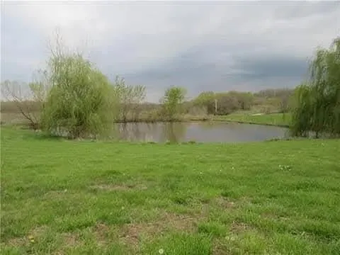 $500,000 | 884 Southwest County Road, Garden City, MO 64747