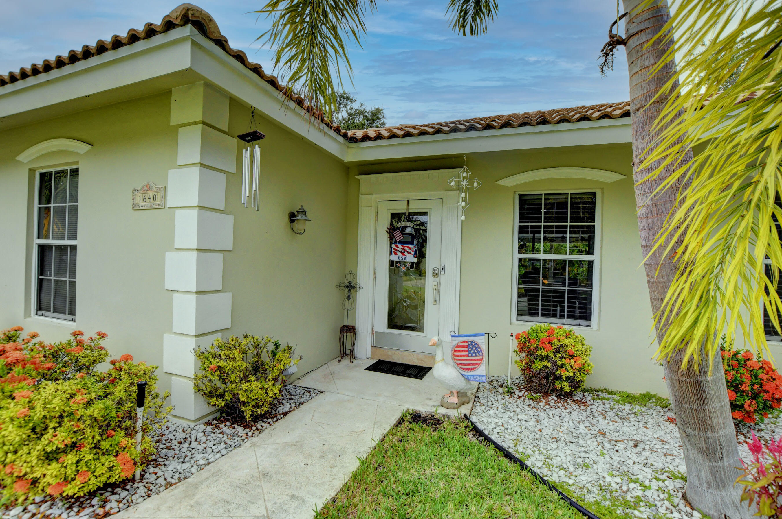 1640 Juana Road Boca Raton, FL 33486 - Photo 7 of 31 06_ebf_4802and4more
