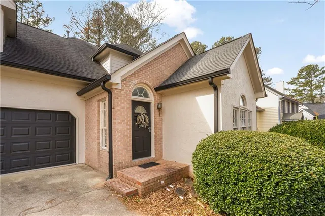 $340,000 | 458 Stonebridge Court, Stone Mountain, GA 30083