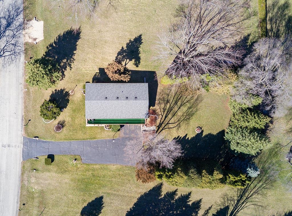 886 Breckenboro Road Davis, IL 61019 - Photo 11 of 37 a view of a bunch of flowers and trees