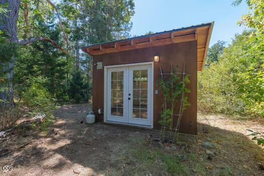 2499 Cedar Flat Road Williams, OR 97544 - Photo 18 of 50 Gallery Image 18