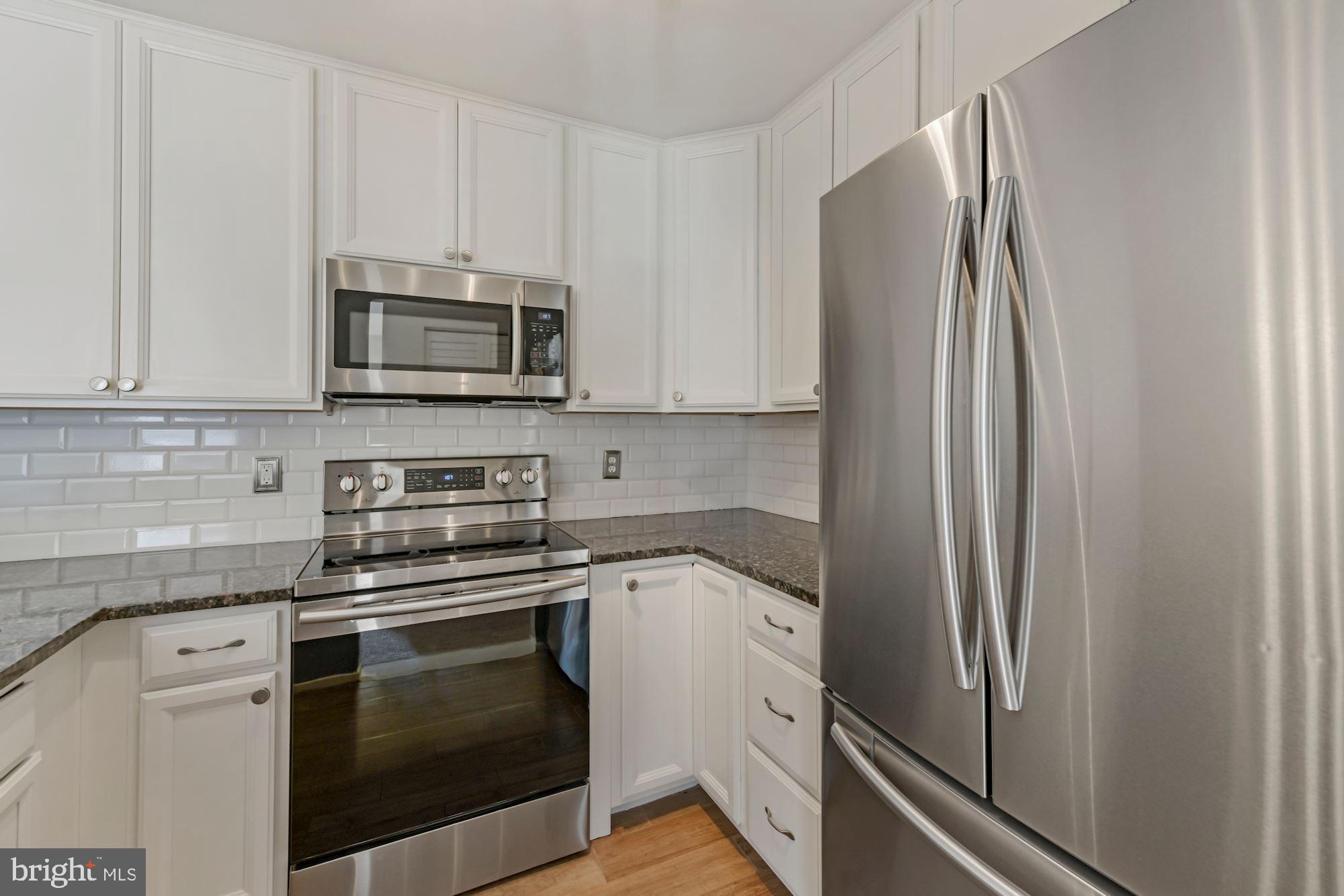 7817 D Harrowgate Circle, Unit 156 Springfield, VA 22152 - Photo 15 of 26 Kitchen