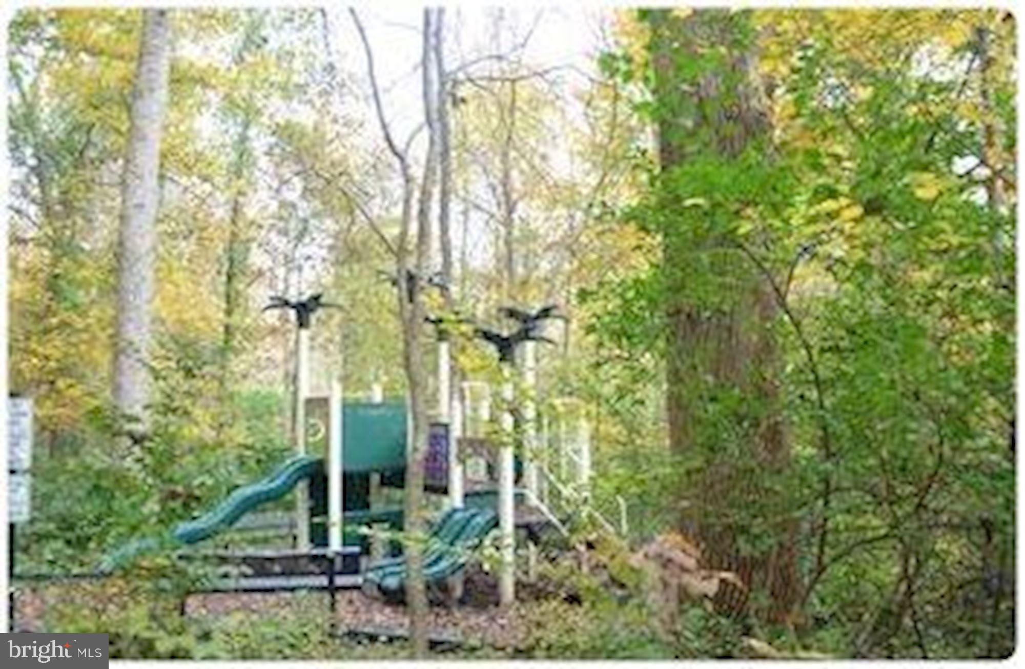 7817 D Harrowgate Circle, Unit 156 Springfield, VA 22152 - Photo 25 of 26 Playground