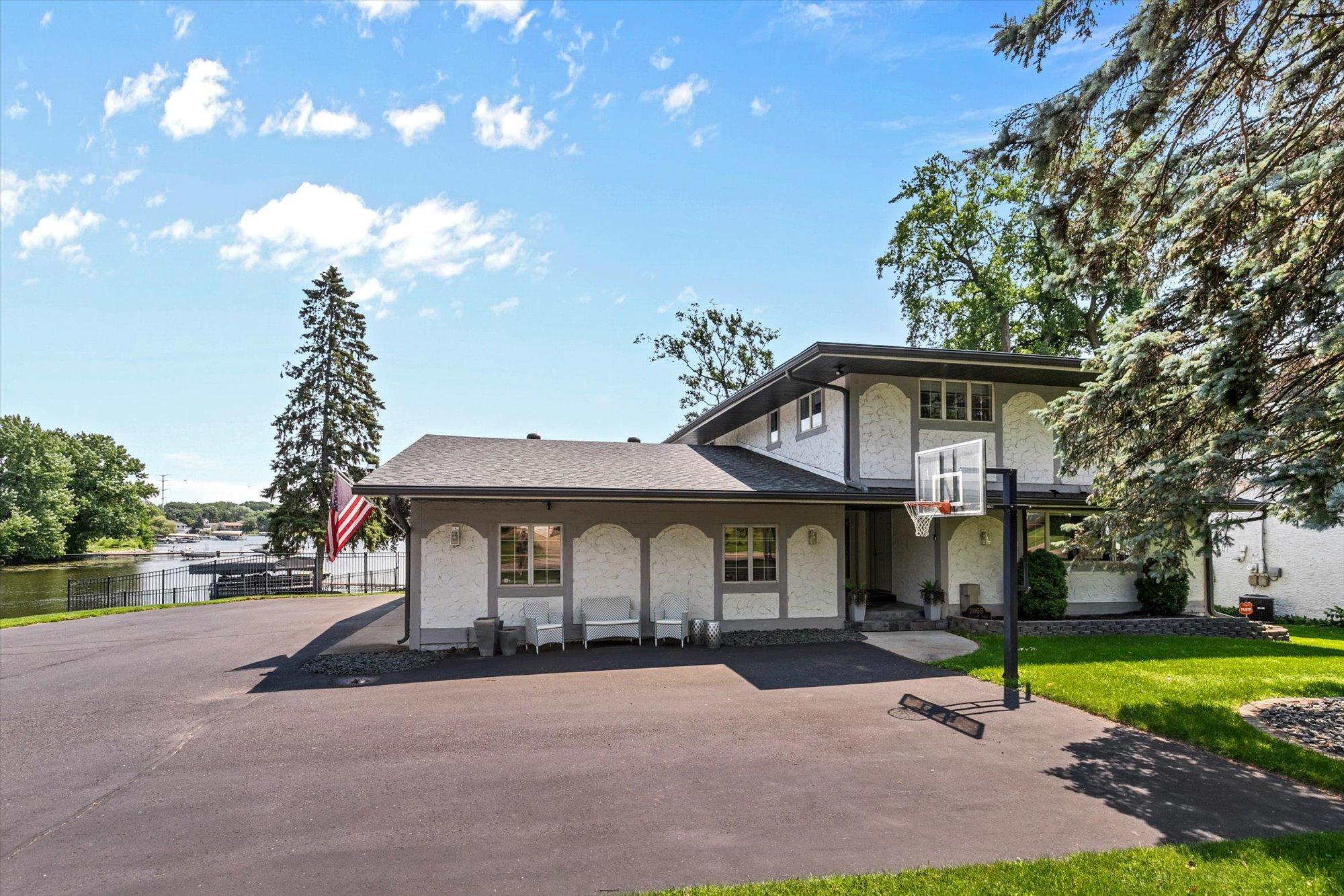 2065 Long Lake Road New Brighton, MN 55112 - Photo 56 of 72