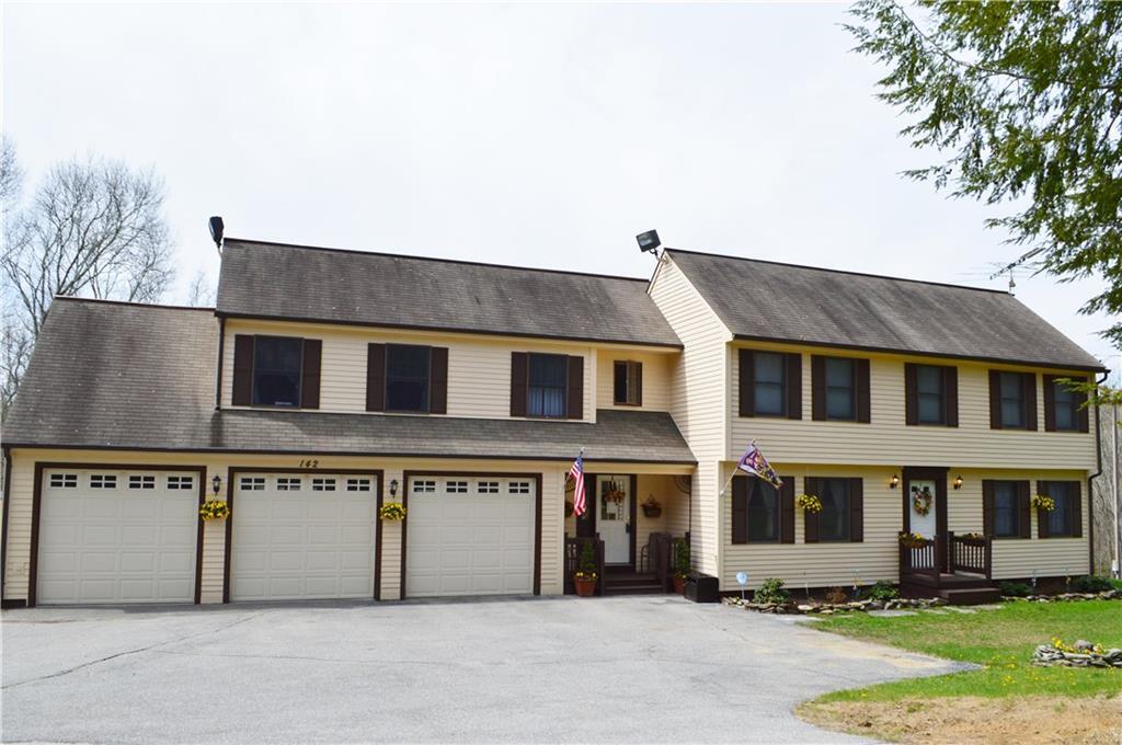 142 Cooney Road Pomfret, CT 06259 - Photo 1 of 1 a front view of a house with a yard
