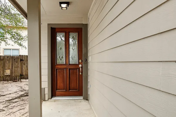 $1,950 | 51 Wickerdale Place, The Woodlands, TX 77382