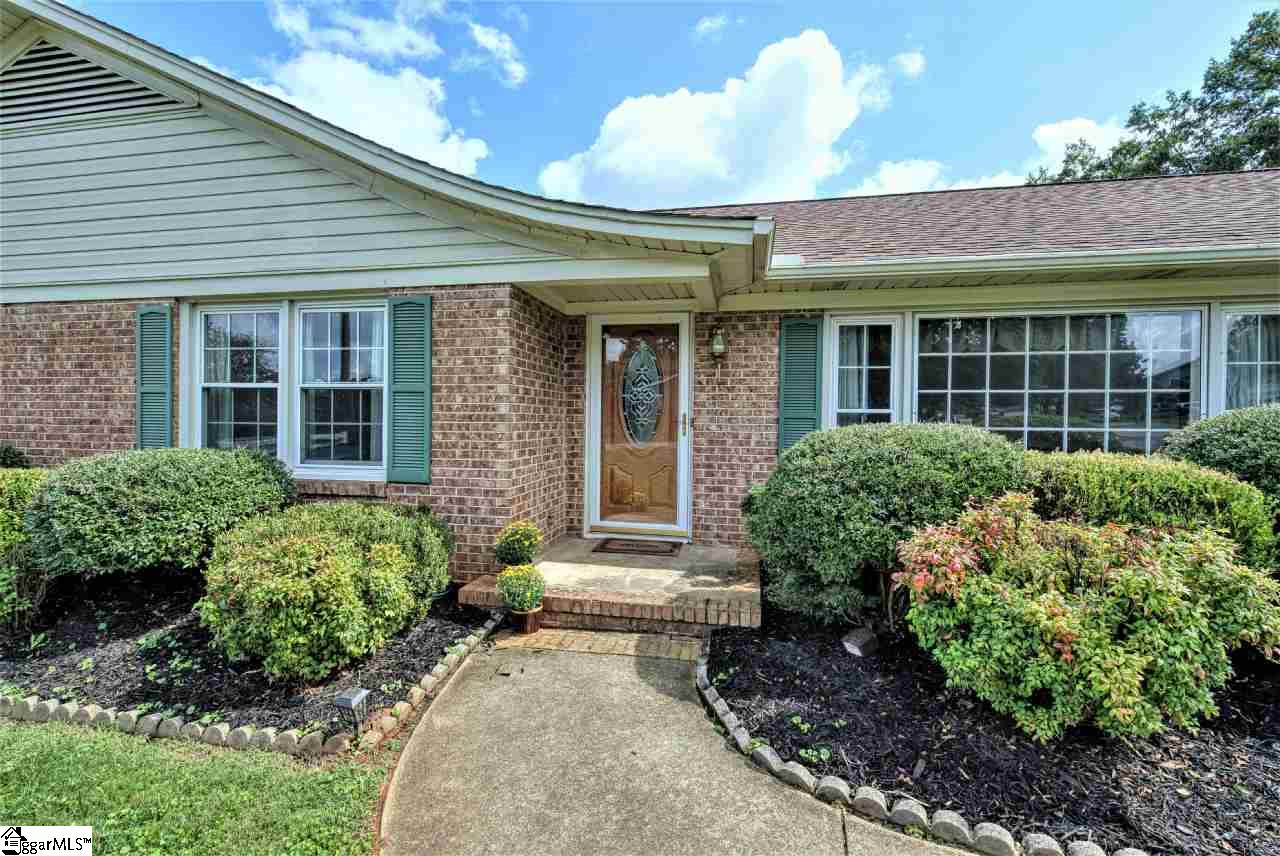 700 Butler Springs Road Greenville, SC 29615 - Photo 2 of 26 Gallery Image 2