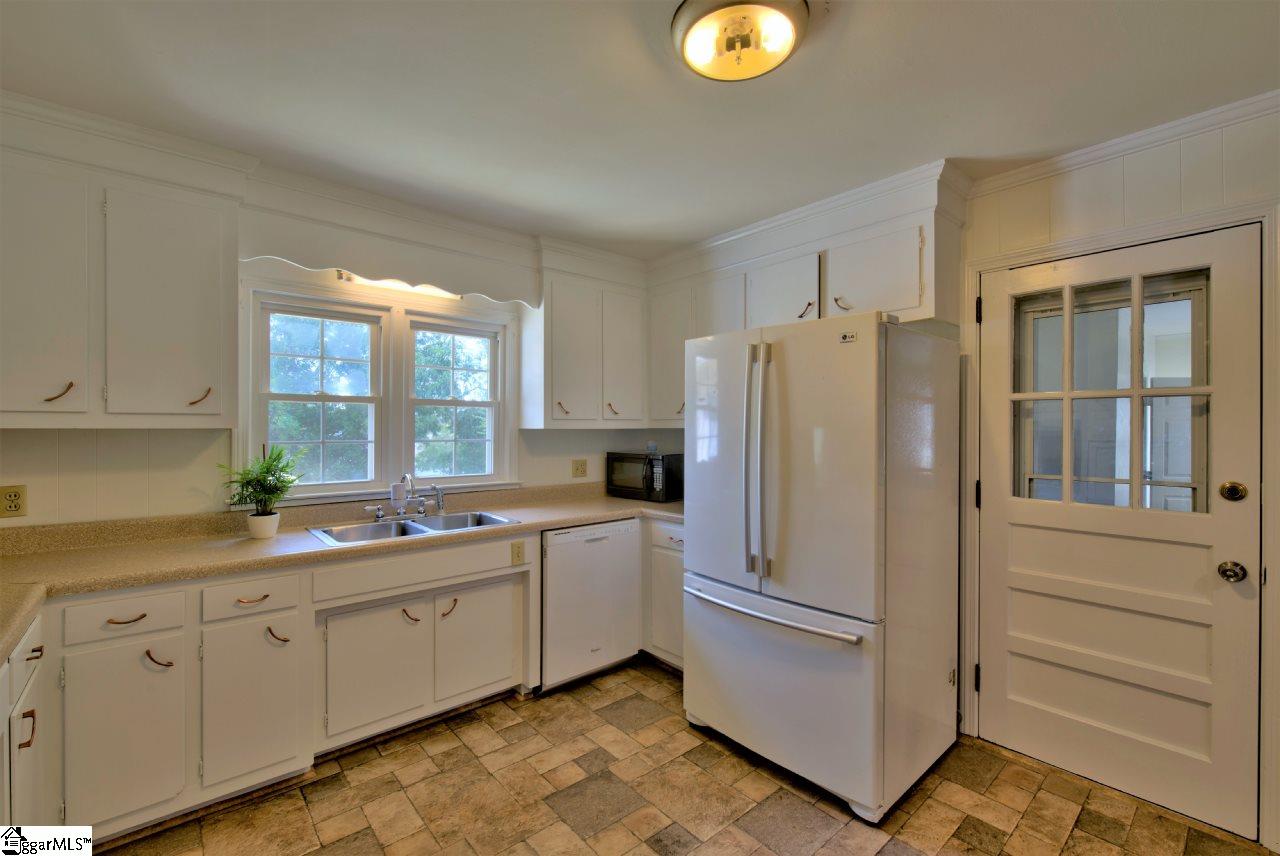700 Butler Springs Road Greenville, SC 29615 - Photo 12 of 26 Gallery Image 12