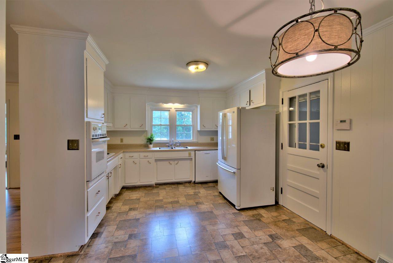 700 Butler Springs Road Greenville, SC 29615 - Photo 10 of 26 Gallery Image 10