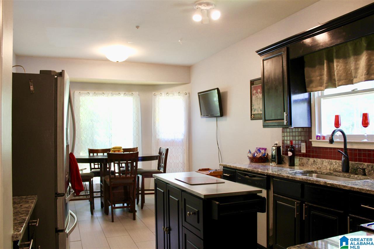 277 Forest Parkway Alabaster, AL 35007 - Photo 4 of 34
