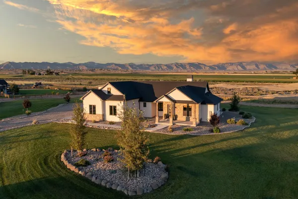 $995,000 | 1648 Saddle Ring Court, Loma, CO 81524