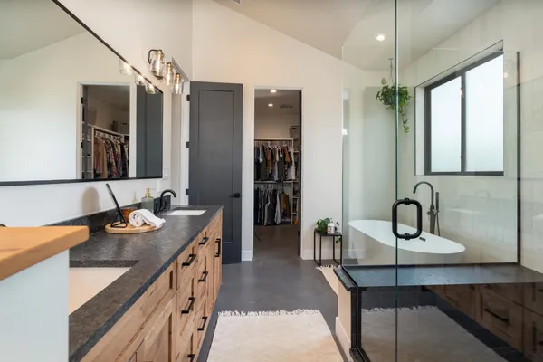 $995,000 | 1648 Saddle Ring Court, Loma, CO 81524