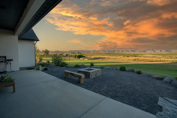 $995,000 | 1648 Saddle Ring Court, Loma, CO 81524
