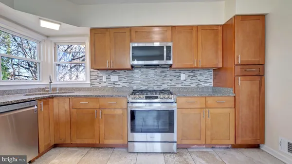 $3,600 | 1604 Woodhill Court, Hyattsville, MD 20785