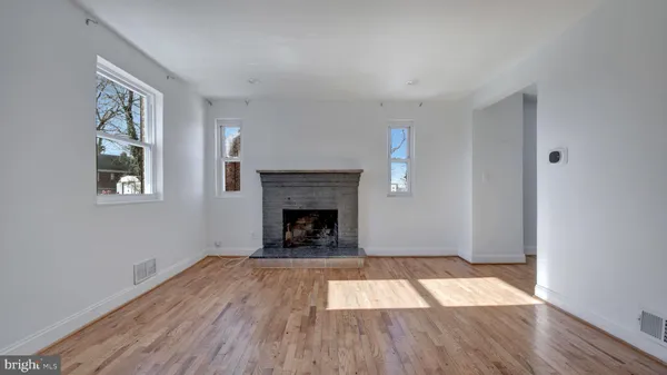 $3,600 | 1604 Woodhill Court, Hyattsville, MD 20785