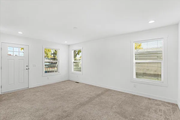 $319,000 | 2128 Barrington Lane, Modesto, CA 95350