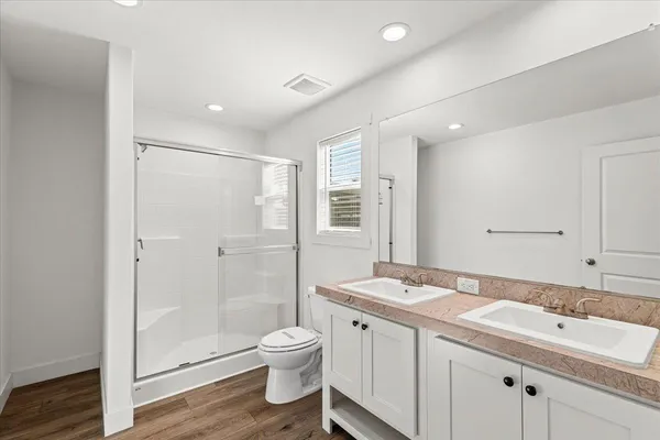 $319,000 | 2128 Barrington Lane, Modesto, CA 95350