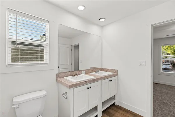 $319,000 | 2128 Barrington Lane, Modesto, CA 95350